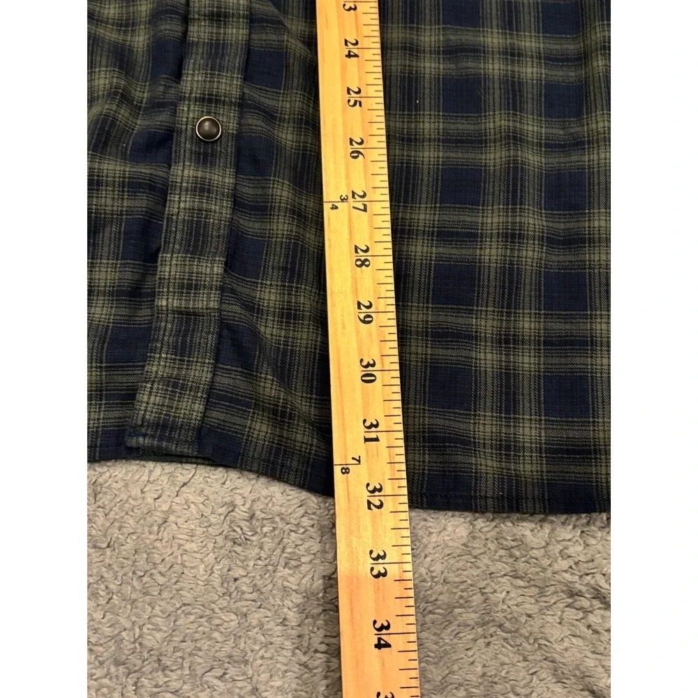 Banana Republic Shirt Mens XL Tailored Slim Fit Green Blue Plaid Pearl Snap